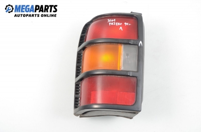 Tail light for Mitsubishi Pajero 2.5 TD, 99 hp, 5 doors automatic, 1991, position: left