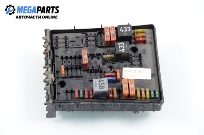 Sicherungskasten für Volkswagen Golf V 1.9 TDI, 105 hp, 3 türen, 2004