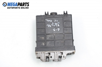 ECU pentru Volkswagen Golf III 1.6, 101 cp, 3 uși, 1997 № Siemens 5WP4 298