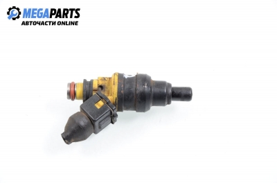 Gasoline fuel injector for Mitsubishi Lancer 1.5, 90 hp, station wagon, 1989