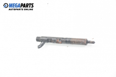 Diesel fuel injector for Renault Clio III 1.5 dCi, 86 hp, hatchback, 5 doors, 2008 № EJBR05101D