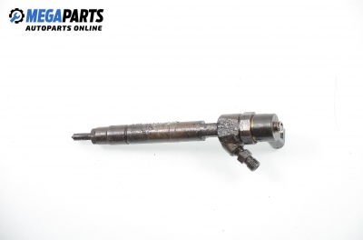 Diesel fuel injector for Mercedes-Benz E-Class 210 (W/S) 2.2 CDI, 143 hp, sedan automatic, 1999 № Bosch 0 445 110 025