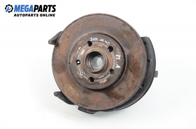 Knuckle hub for Volkswagen Golf IV 1.6, 100 hp, 5 doors, 2000, position: front - left