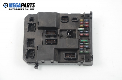 Fuse box for Peugeot 307 2.0 HDI, 107 hp, hatchback, 5 doors, 2003 № 9651196780