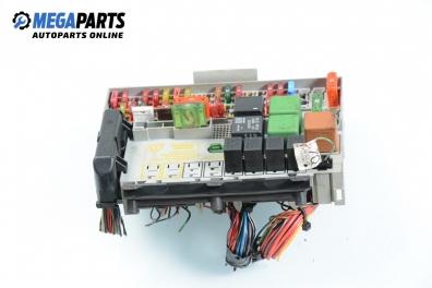 Fuse box for Opel Vectra B 2.0 16V, 136 hp, hatchback, 2000