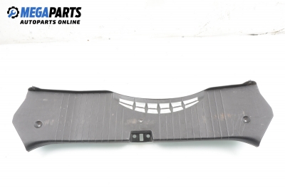 Plastic inside rear trunk cargo scuff plate for Alfa Romeo 147 1.6 16V T.Spark, 120 hp, 3 doors, 2001