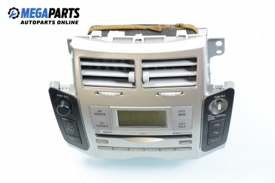 CD player pentru Toyota Yaris 1.0 VVT-i, 69 cp, 3 uși, 2006 № W58824