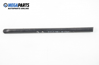 Material profilat exterior for Volkswagen Polo (6N/6N2) 1.6, 75 hp, 1998, position: stânga - spate