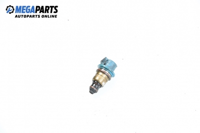 Gasoline fuel injector for Renault Laguna I (B56; K56) 2.0, 113 hp, hatchback, 1995