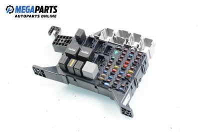 Sicherungskasten für Ford Mondeo Mk III 2.0 TDCi, 115 hp, combi, 2002