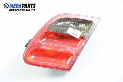 Inner tail light for Mercedes-Benz E-Class 210 (W/S) 3.2 CDI, 197 hp, sedan automatic, 2001, position: right