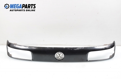 Headlights lower trim for Volkswagen Passat 1.8, 90 hp, station wagon, 1991