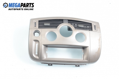 Central console for Renault Scenic II 1.9 dCi, 120 hp, 2003