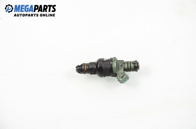 Gasoline fuel injector for BMW 5 (E39) 2.0, 150 hp, sedan automatic, 1997