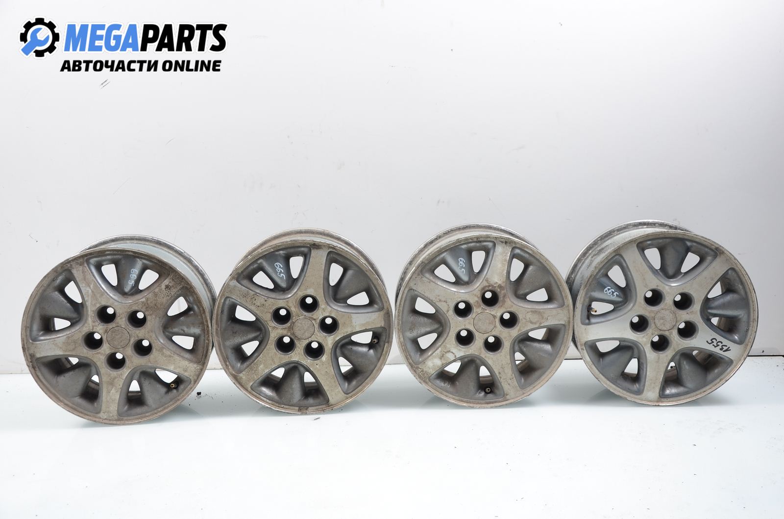 chrysler voyager wheels